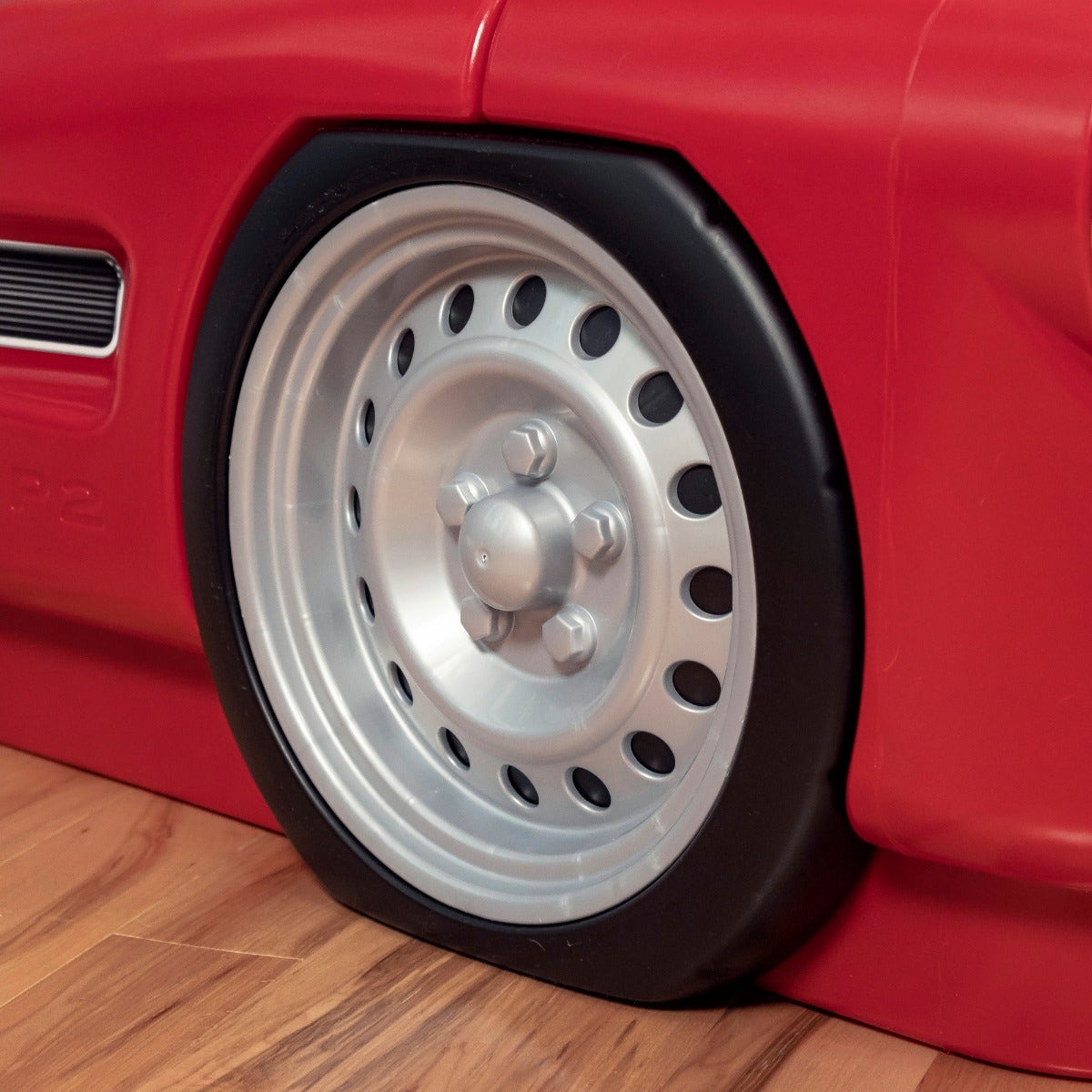 Roadster Toddler to Twin Bed Red wheel