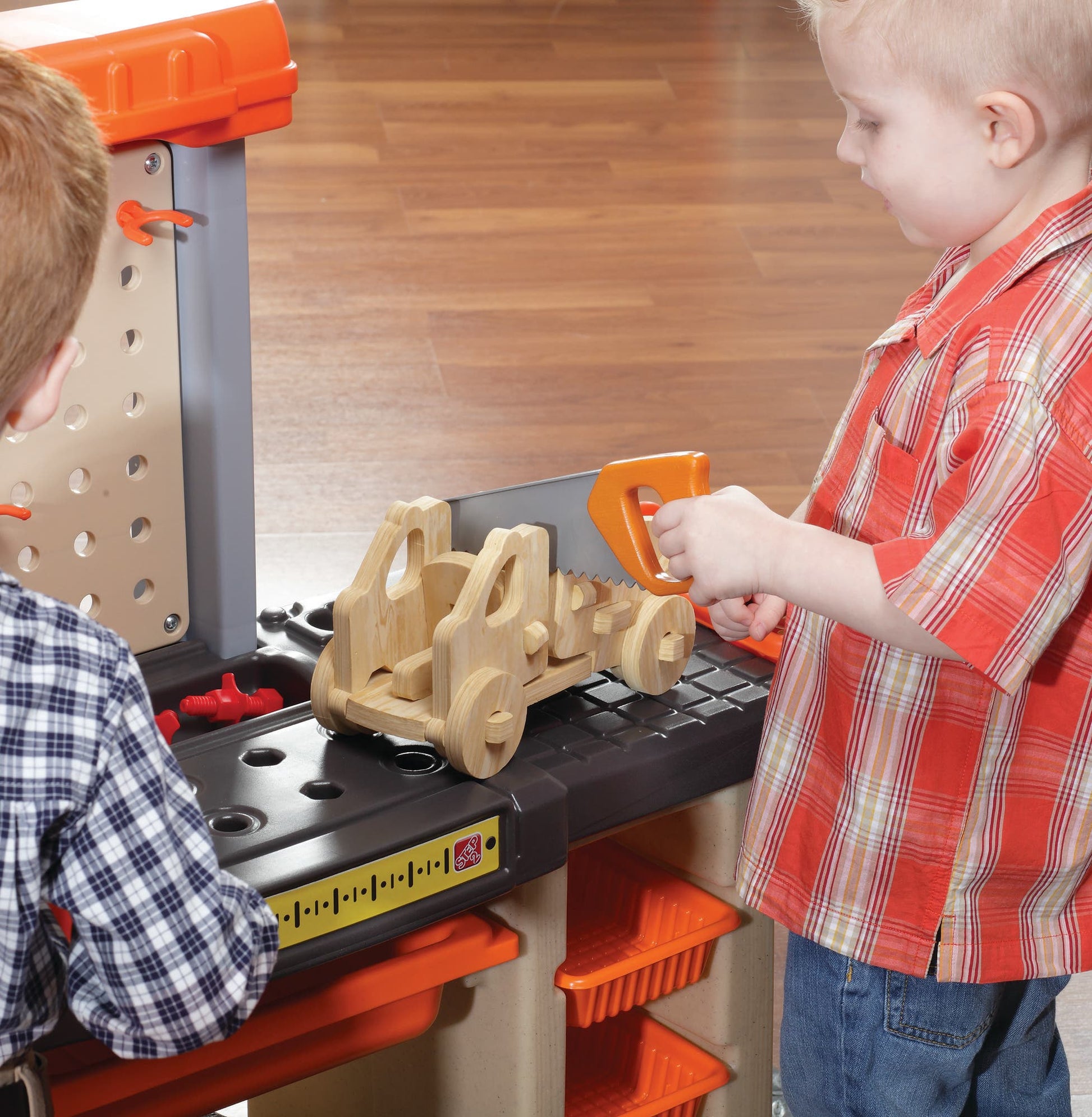 Handyman Workbench™ - Orange building projects<br />