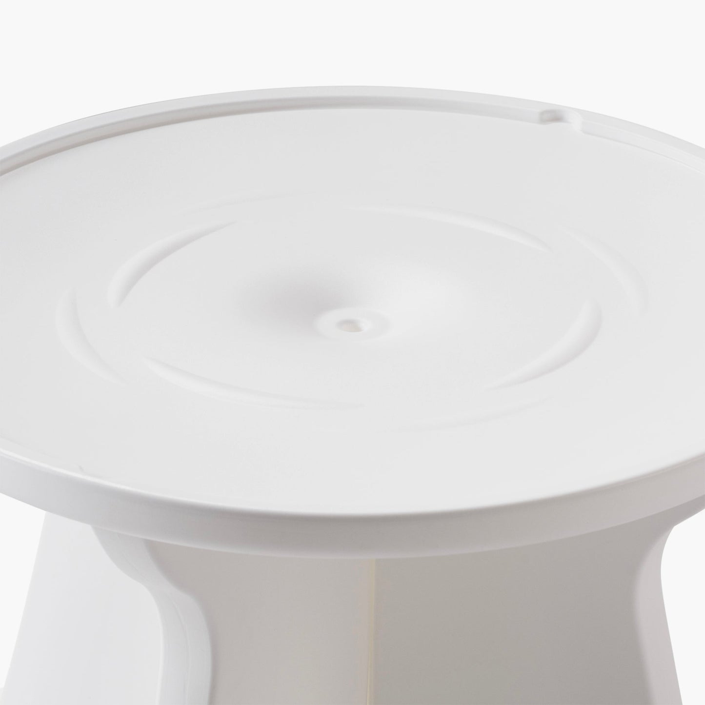 Vero In Pool Accent Table™
