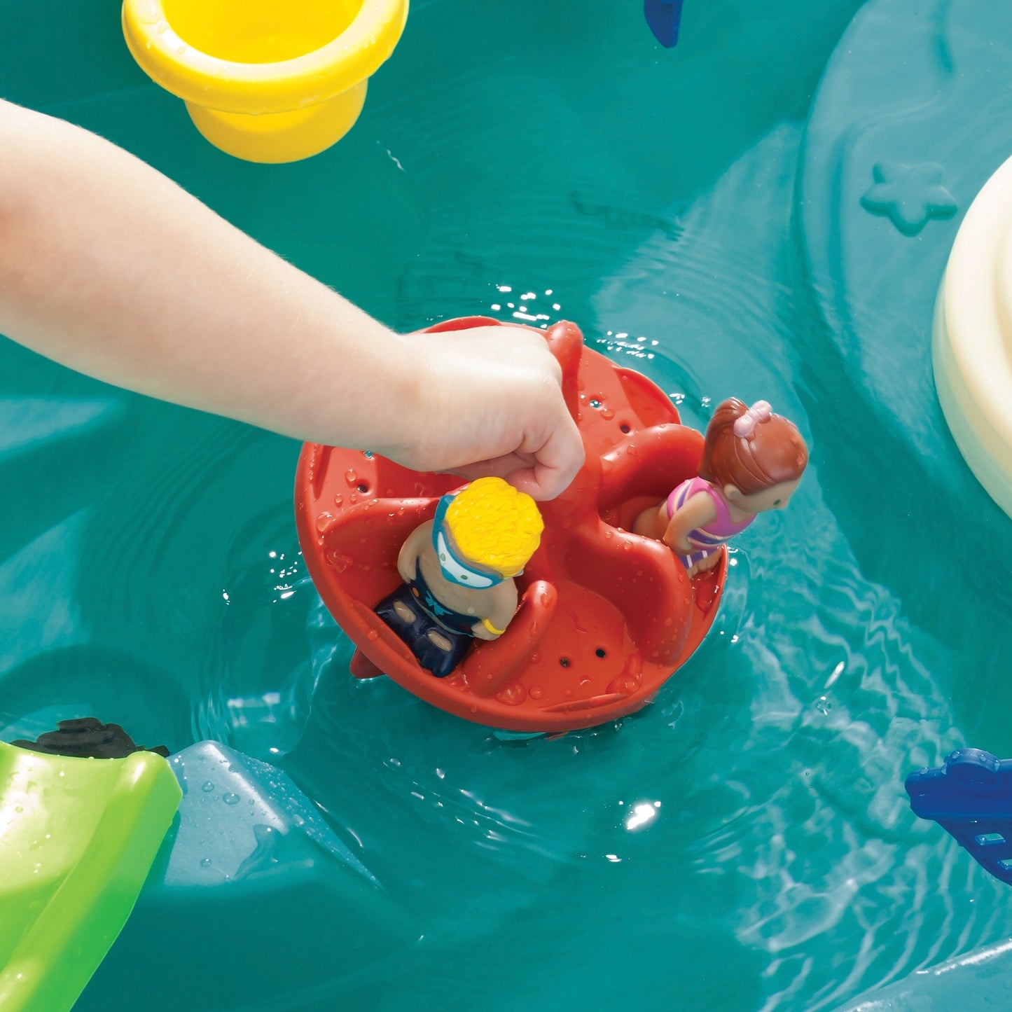 Splish Splash Seas Water Table whirlpool spinner<br />