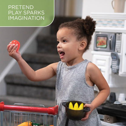 LifeStyle™ Dream Kitchen™ girl playing