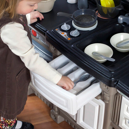 Dream Kitchen with Extra Play Food Set drawer