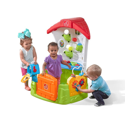 Toddler Corner House with dutch door